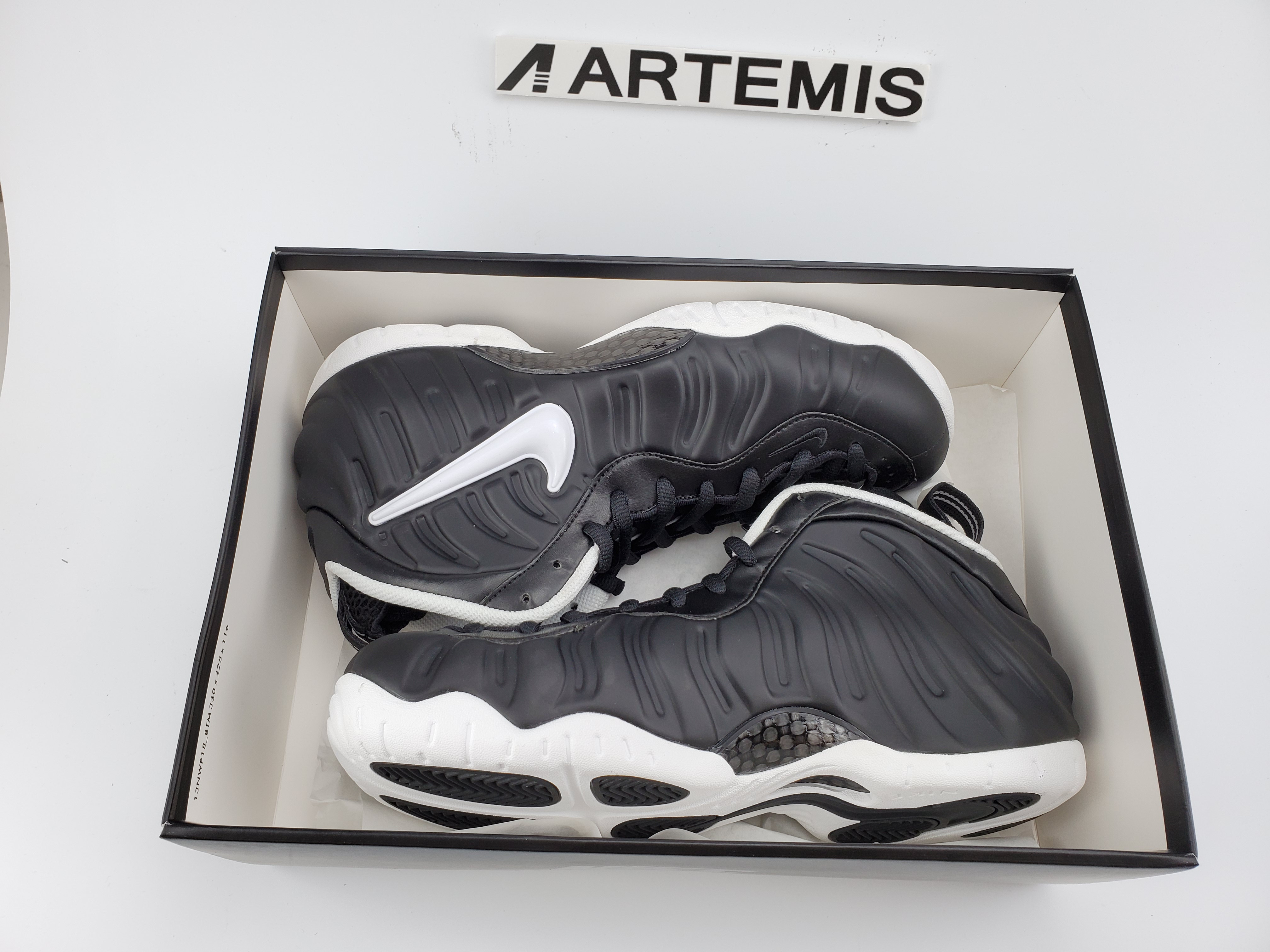 Air Foamposite Pro Dr. Doom (2016)