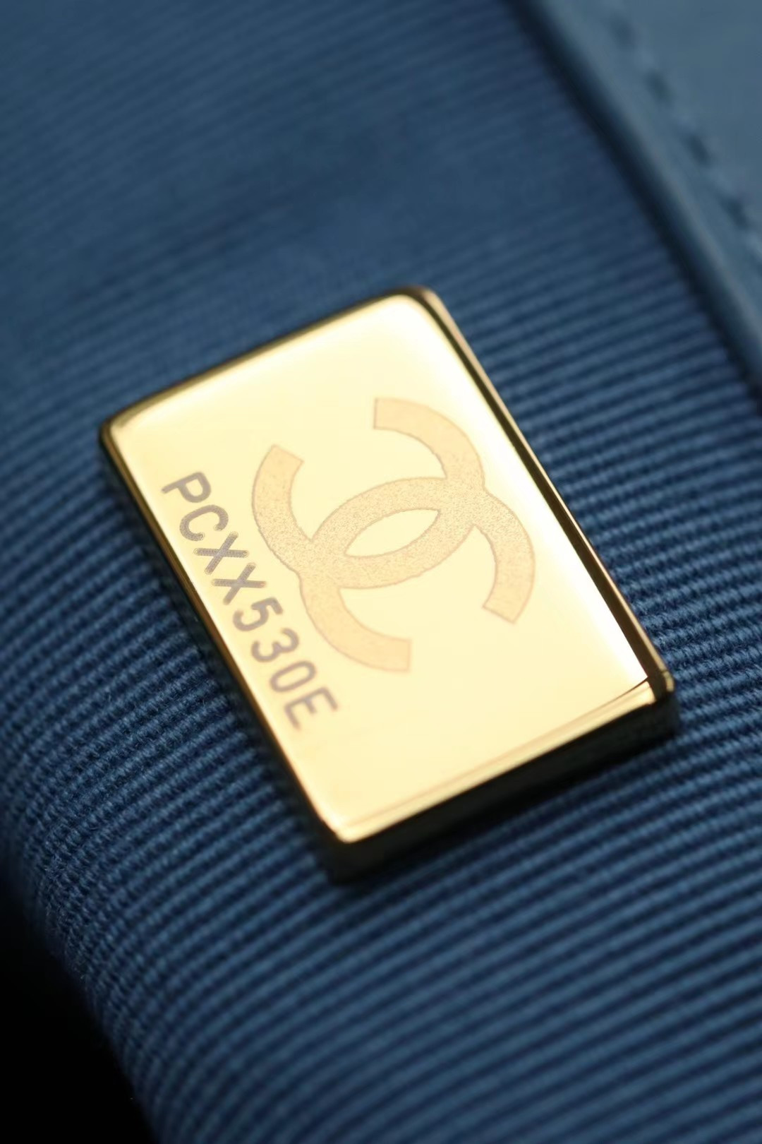 Ch*el denim quilted medium 19 bag 30cm