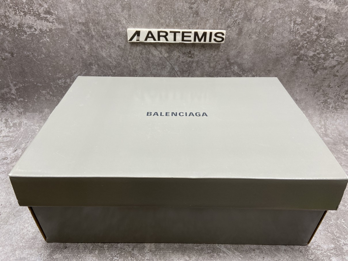 Balenciga Track 5.0 Sliver