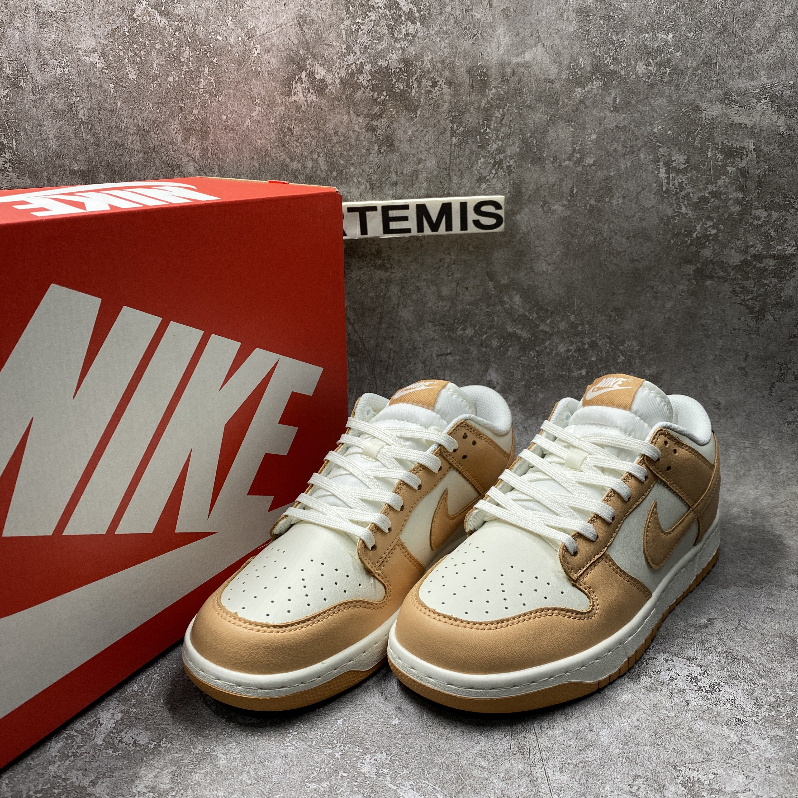 Nike Dunk Low Harvest Moon