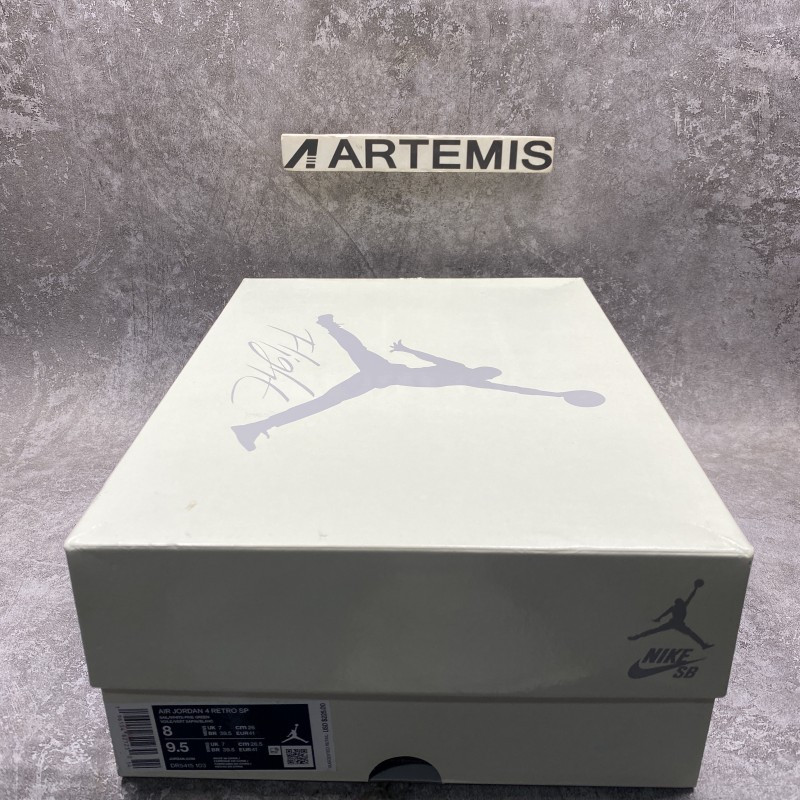 Air Jordan 4 Retro SB Pine Green