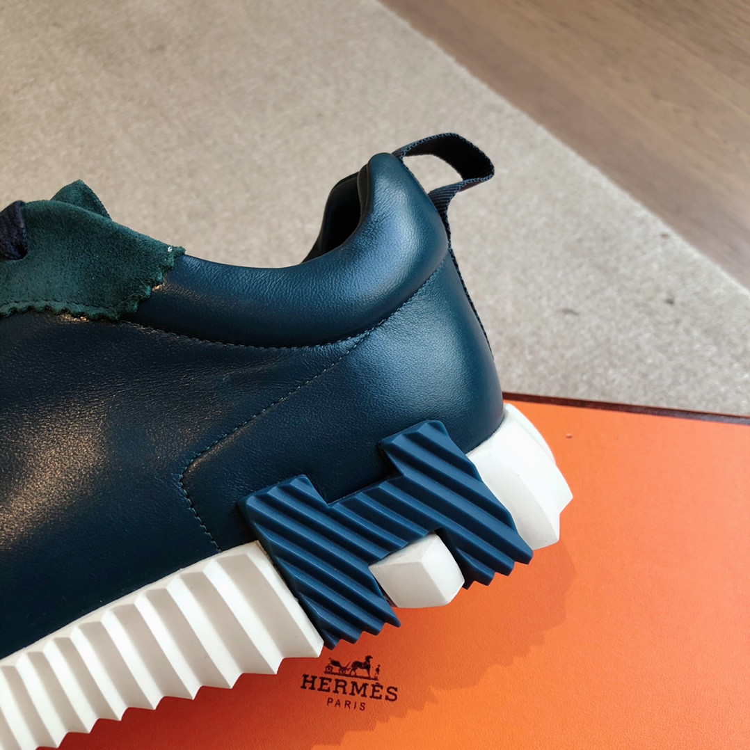 ua H**me5 bouncing sneaker